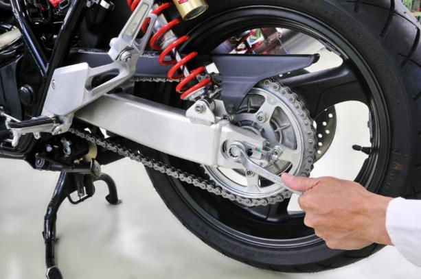 Garage pour changement de pneus moto
